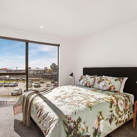 Stylish Brand New Sunny 3Bdrm 3Bth Garage Sleeps 6 Leilighet Christchurch Eksteriør bilde