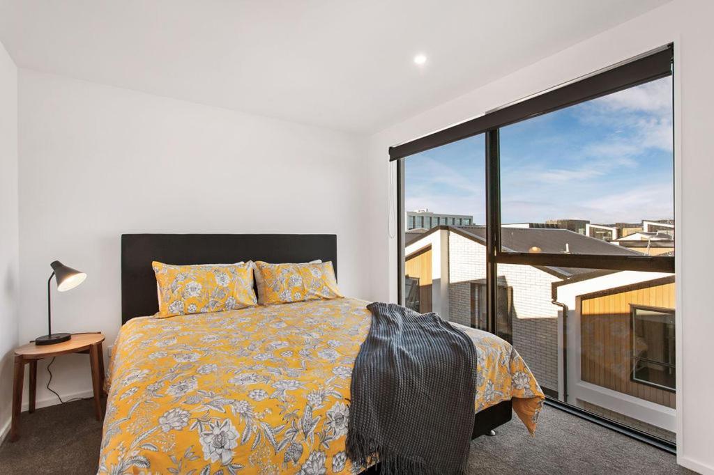 Stylish Brand New Sunny 3Bdrm 3Bth Garage Sleeps 6 Leilighet Christchurch Eksteriør bilde